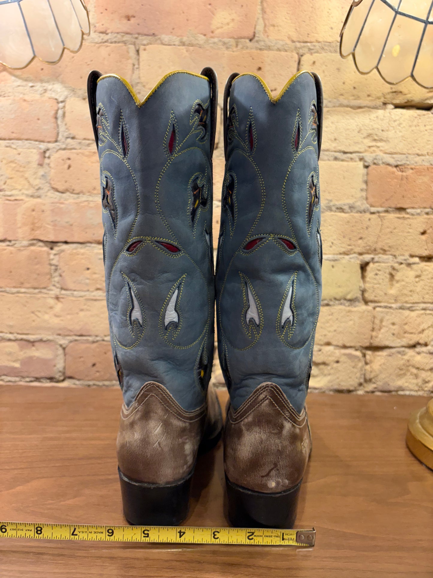 FRYE Tooled Inlaid Snip-toe Cowboy Boots 6