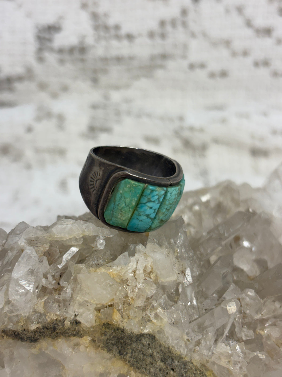 Vintage Native American Turquoise & Sterling Silver ring size 9