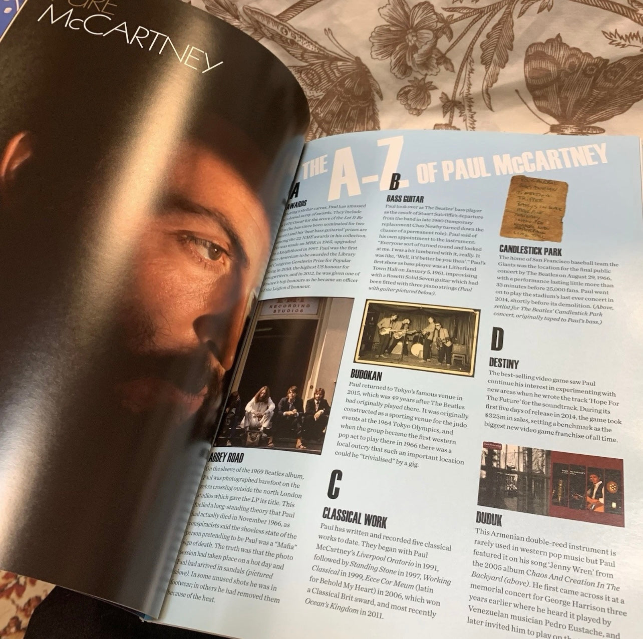 Paul McCartney One On One Concert 2016 Tour Souvenir Program Book