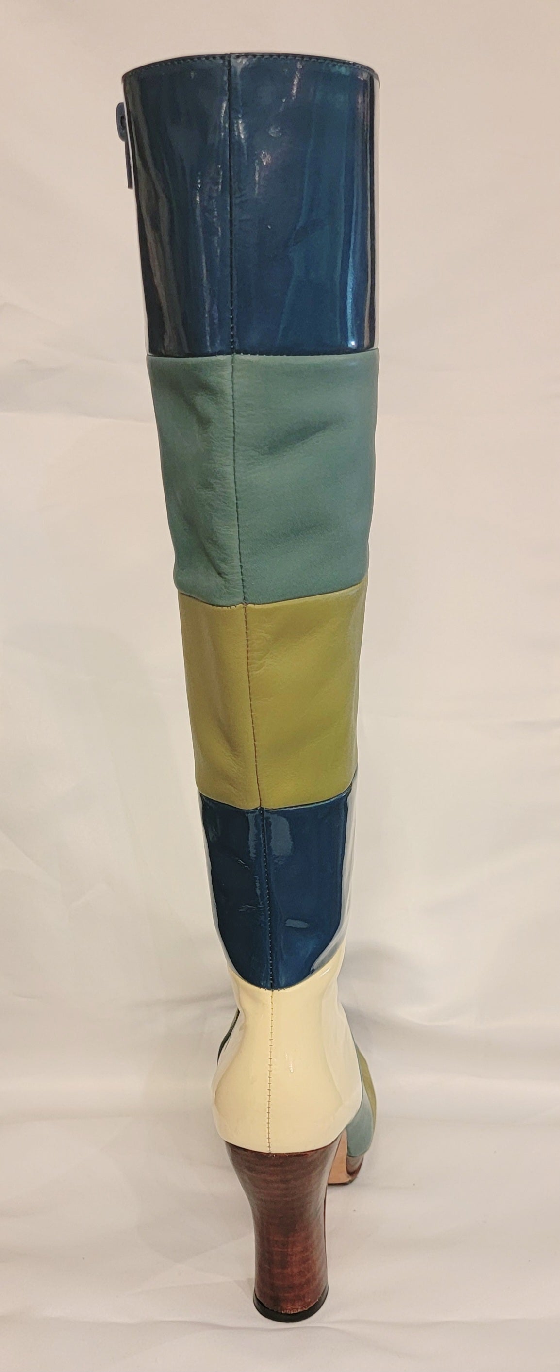 John Fluevog The Ishq Boots With Orgina Box,Dust Bag And Gift With Purchase