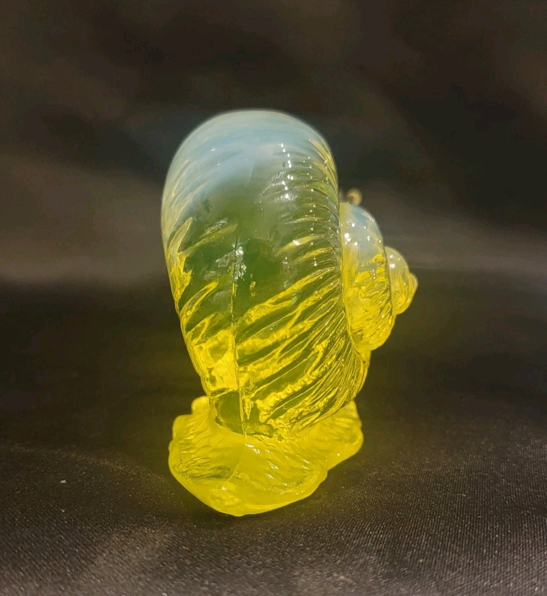 Vintage Glows Fenton Uranium  Vaseline Glass Snail Figurine