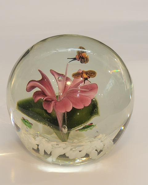 Art Glass Bumble Bee Paperweight