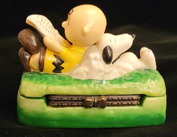 Vintage Charlie Brown And Snoopy Trinket  By Flambro Imports