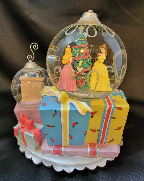 Vintage Enesco Disney Princess's Musical Snowglobe