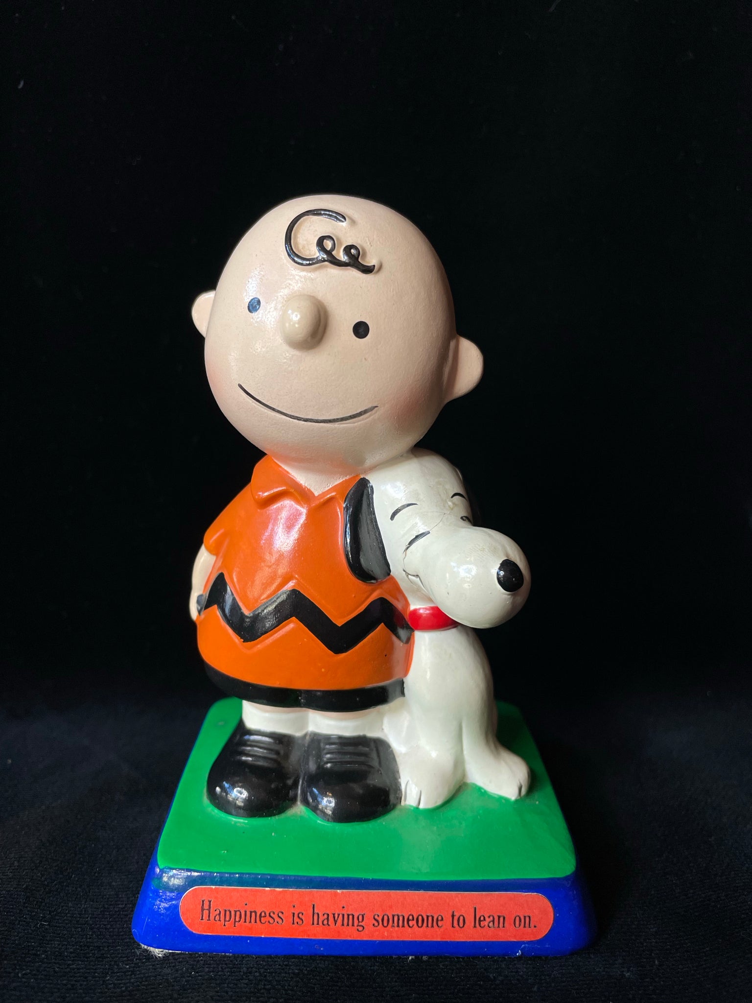 1971 Snoopy and Charlie Brown Happiness Figurine