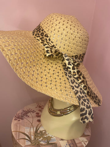 Straw Hat with Leopard Ribbon
