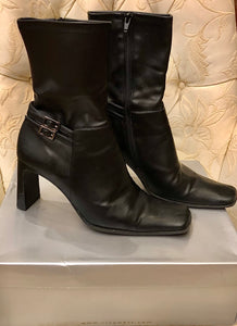 nine west black square toed boots