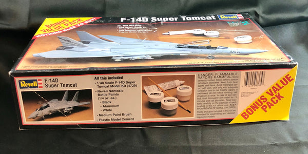 Vintage Revell F-14D Super Tomcat Model